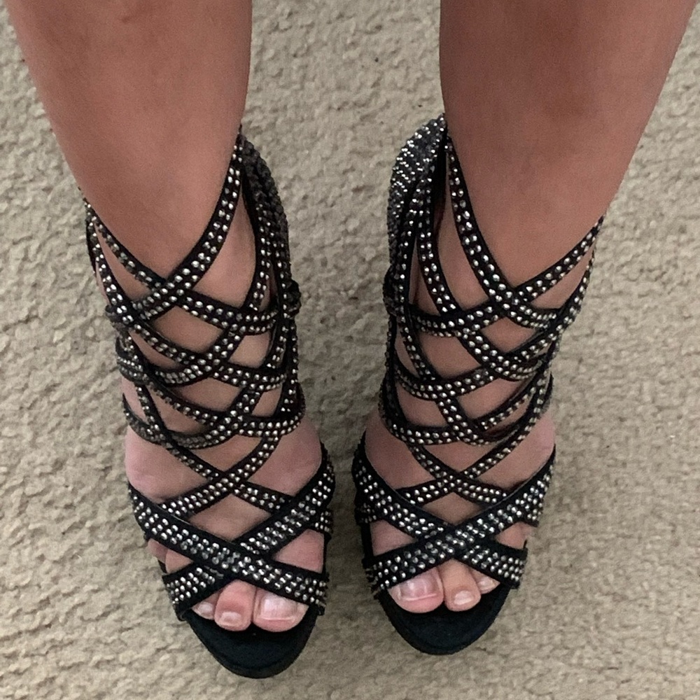 Sexy Night Out Strappy Rhinestone Heels (FREE GIFT)
